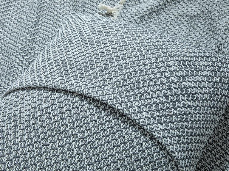 Комплект двуспального покрывала Willow Woven 240x260 см серый