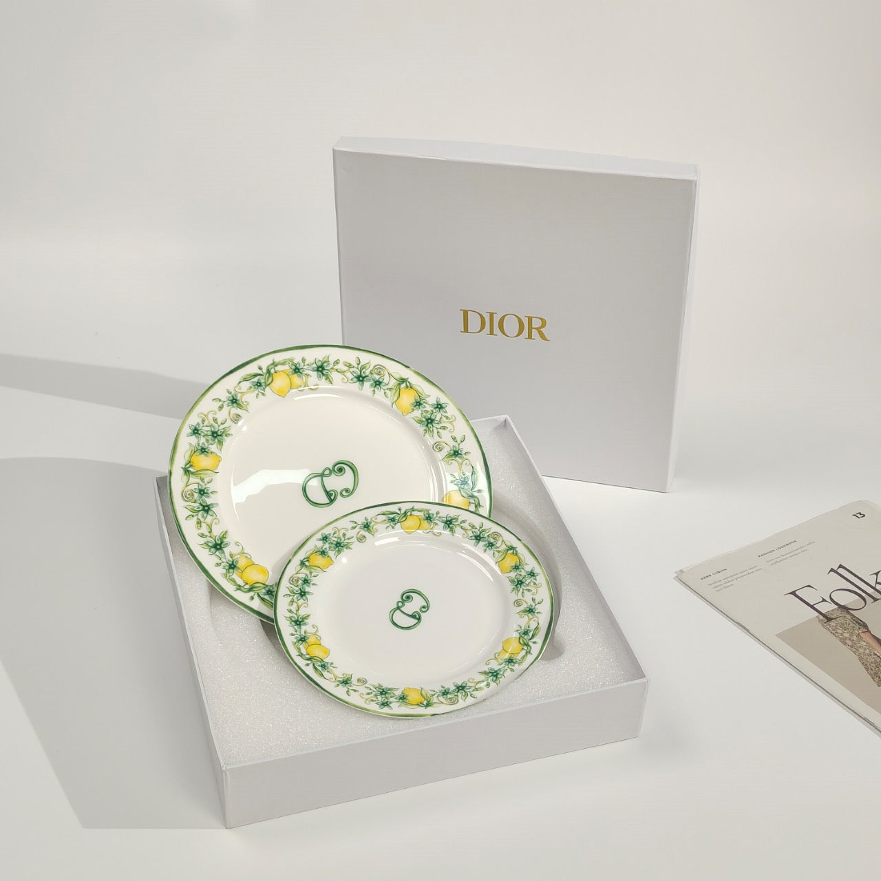 Dior чайно столовый сервиз из фарфора