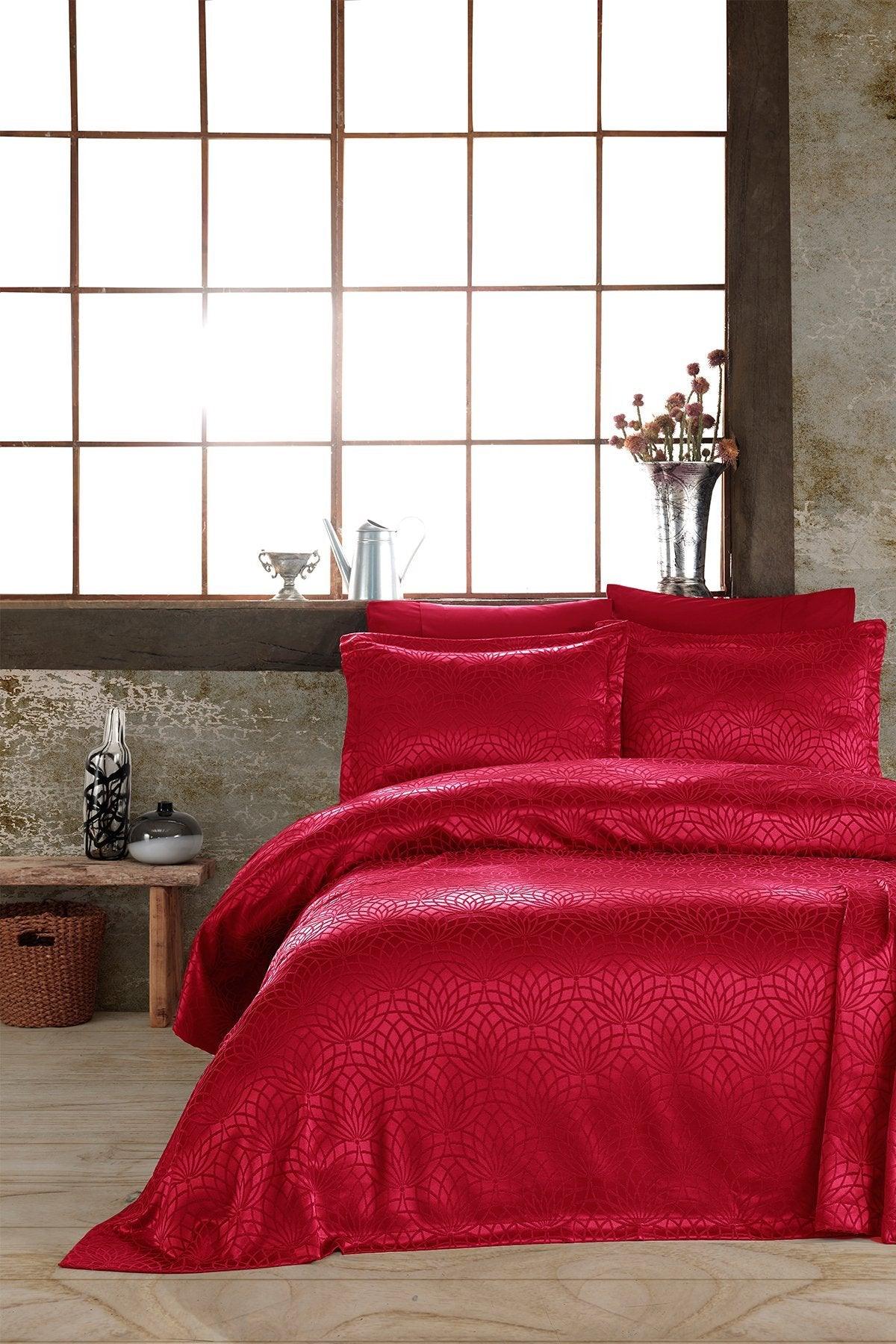 Комплект покрывал с двойной жаккардовой синельной тканью Garden Red