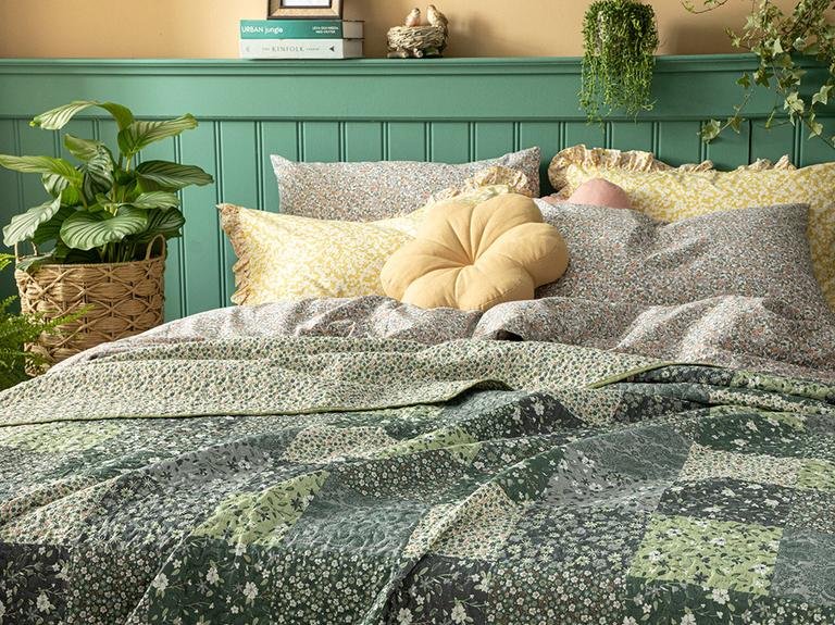 Универсальная обложка Flower Patchwork King Size 240x220 см, зеленая