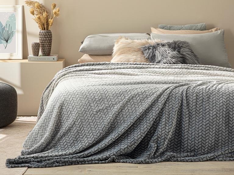 Одеяло Moonlight Ombre Super Soft Single 150x200 см серо-антрацитовое
