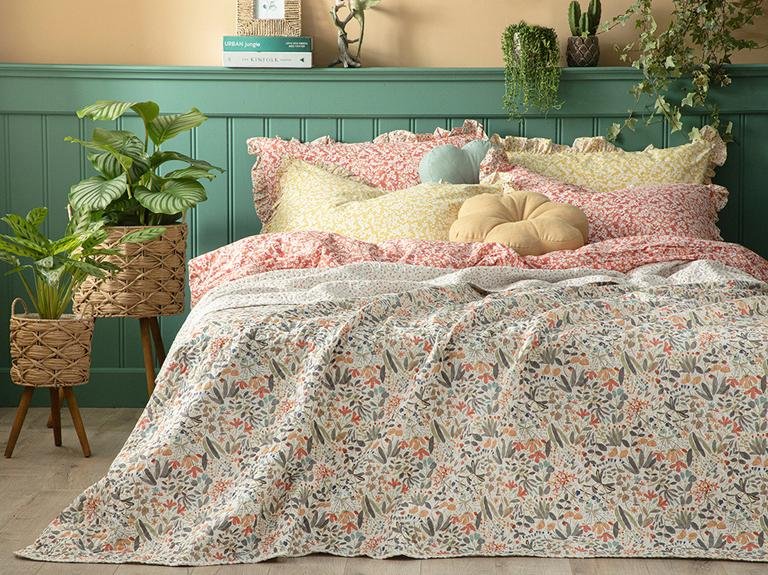 Wild Forest King Size Двустороннее Покрывало 240x220 См Розовый