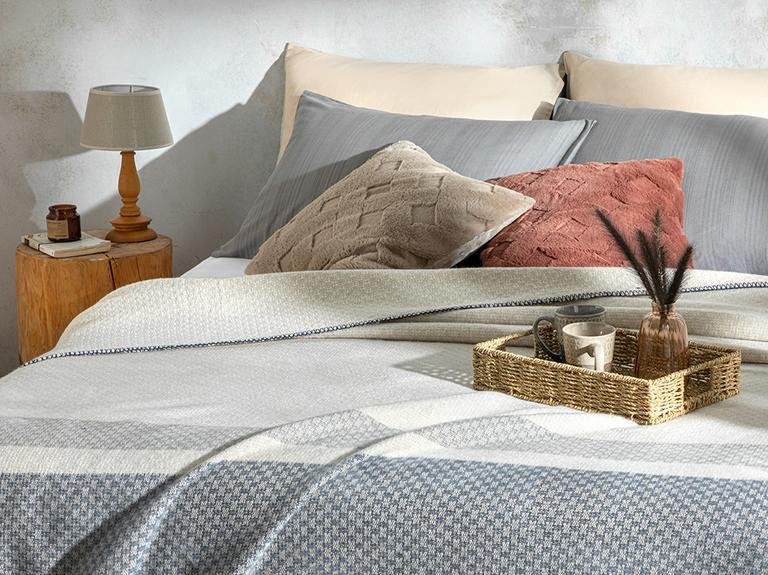 Одеяло двойное Triple Stripe Scotch 200x220 см темно-сине-серое