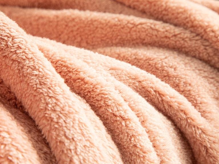 Одеяло Softy Wellsoft для телевизора 120x170 см пудрово-розовое