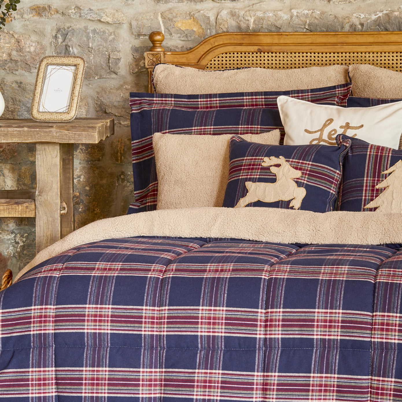 Karaca Home Woodland Navy Blue Single Cosy Comfort Sleeping Set