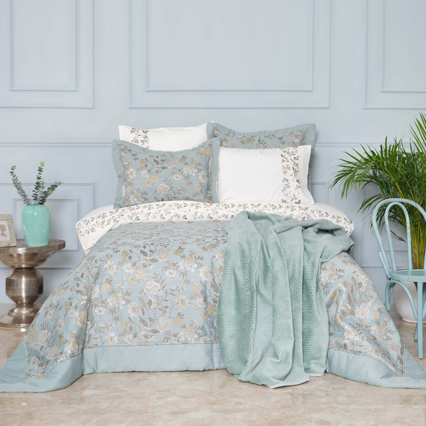Karaca Home Flora Blue Набор для приданого из 8 предметов