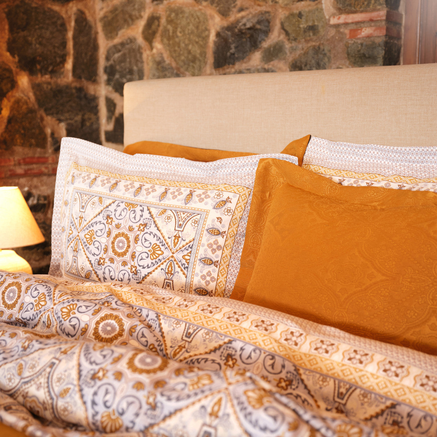 Karaca Home Ferala Горчичный двойной зимний набор
