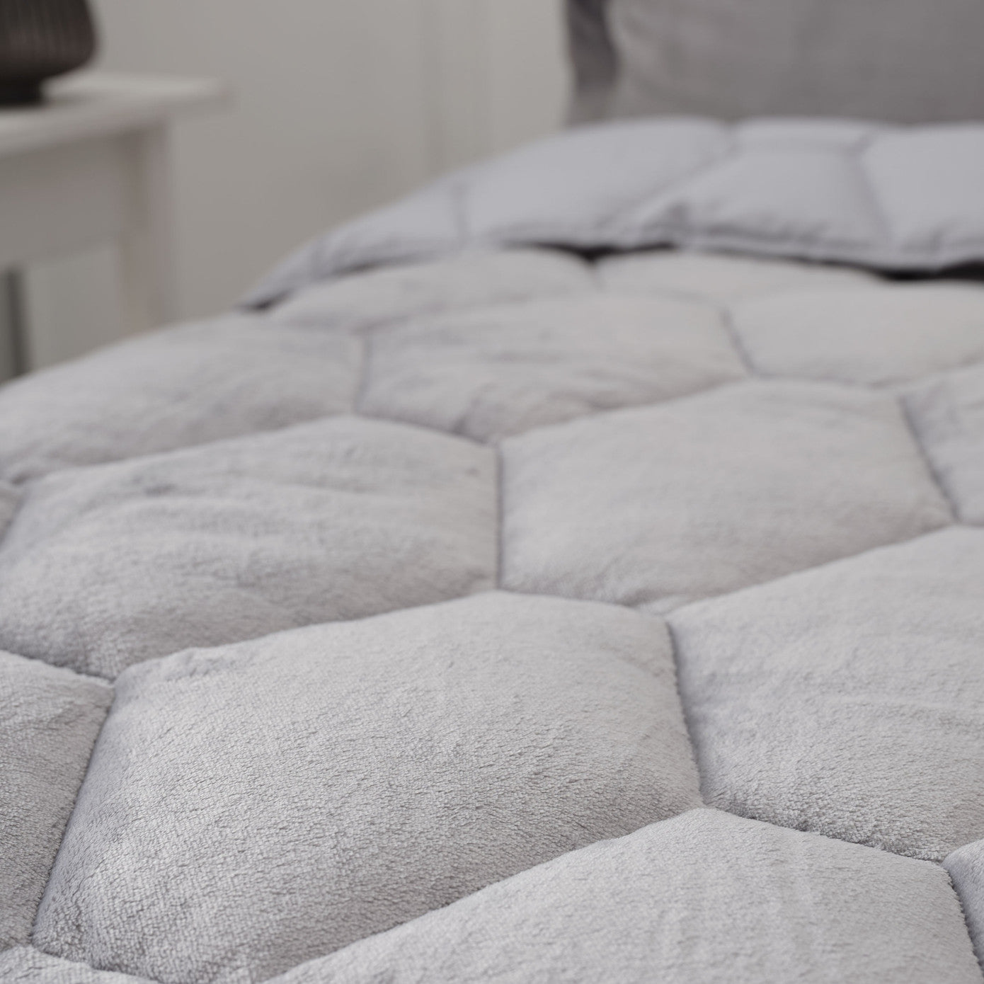 Sarah Anderson Aron Light Grey Double Welsoft Sleeping Set