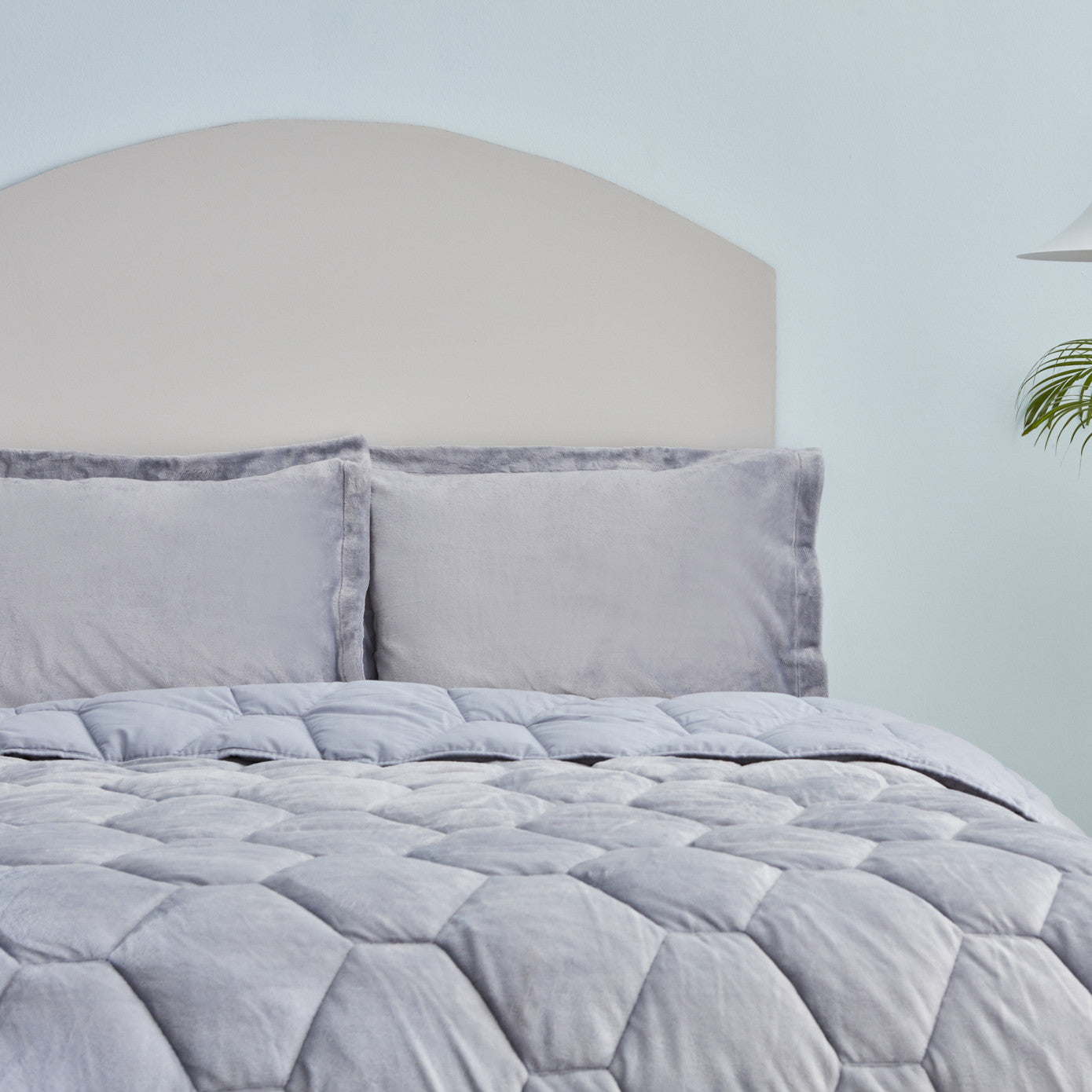 Sarah Anderson Aron Light Grey Double Welsoft Sleeping Set