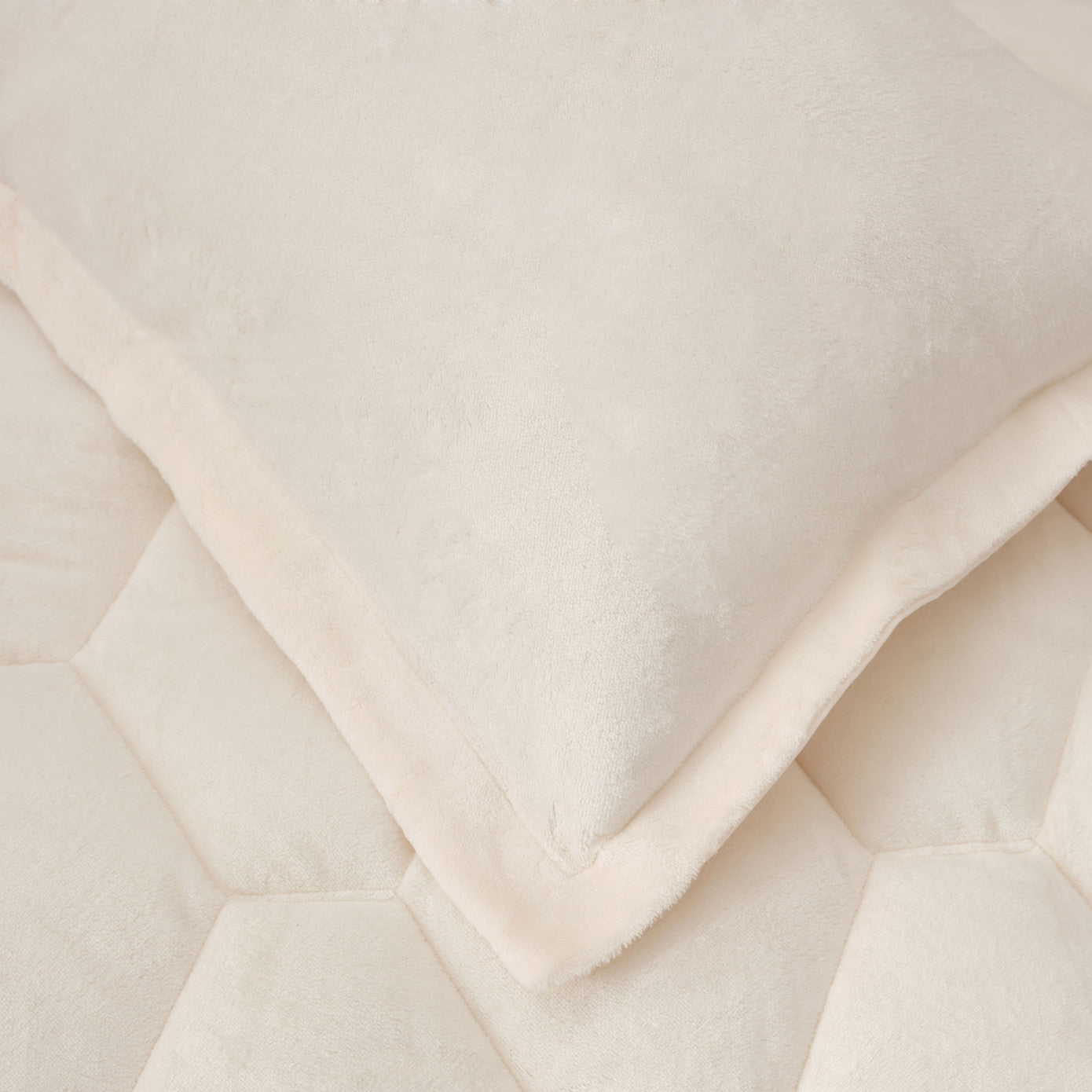 Sarah Anderson Aron Cream Double Welsoft Sleeping Set
