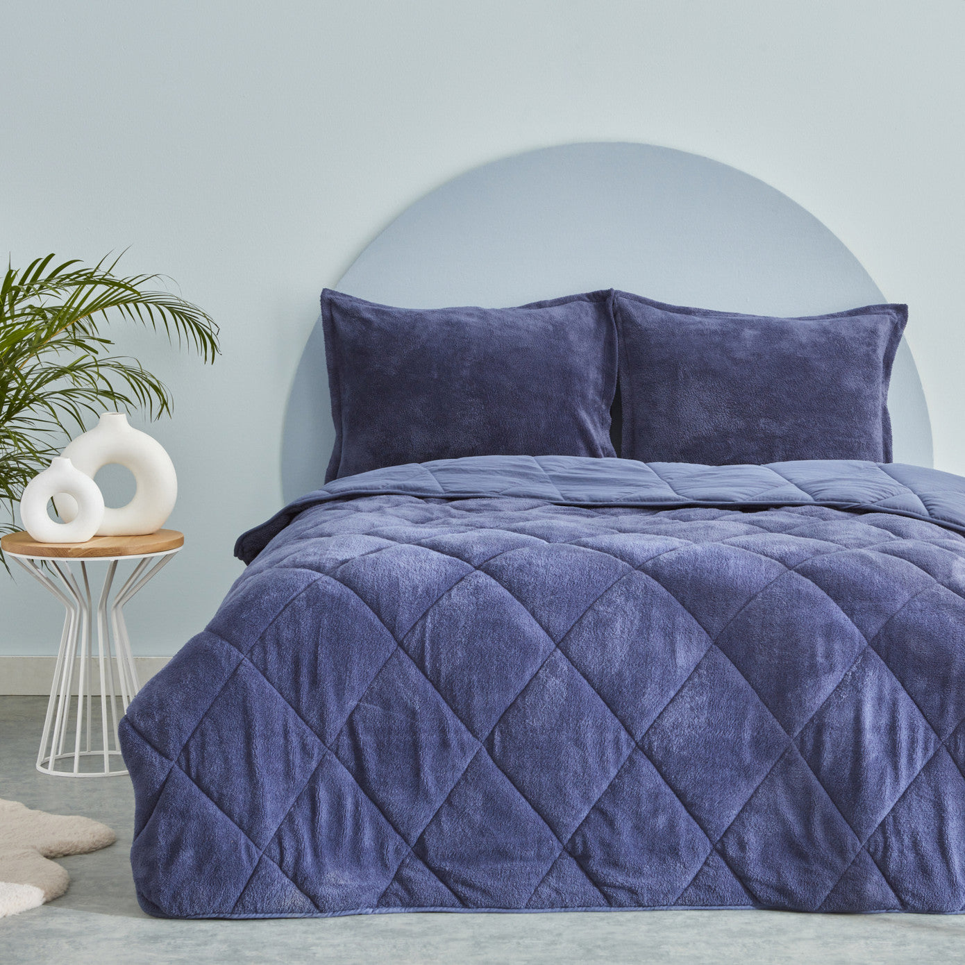 Sarah Anderson Cornelia Sherpa Double Comfort Set Indigo
