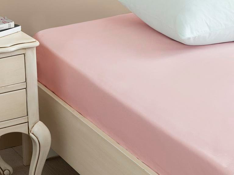 Однотонная хлопковая двуспальная простыня 240x260 см Candy Pink