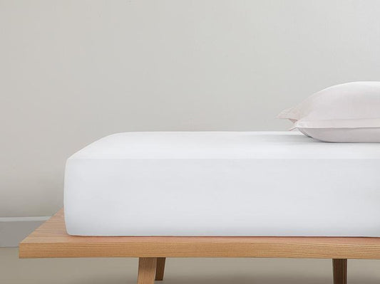 Однотонная хлопковая простыня King Size 260x280 см, белая