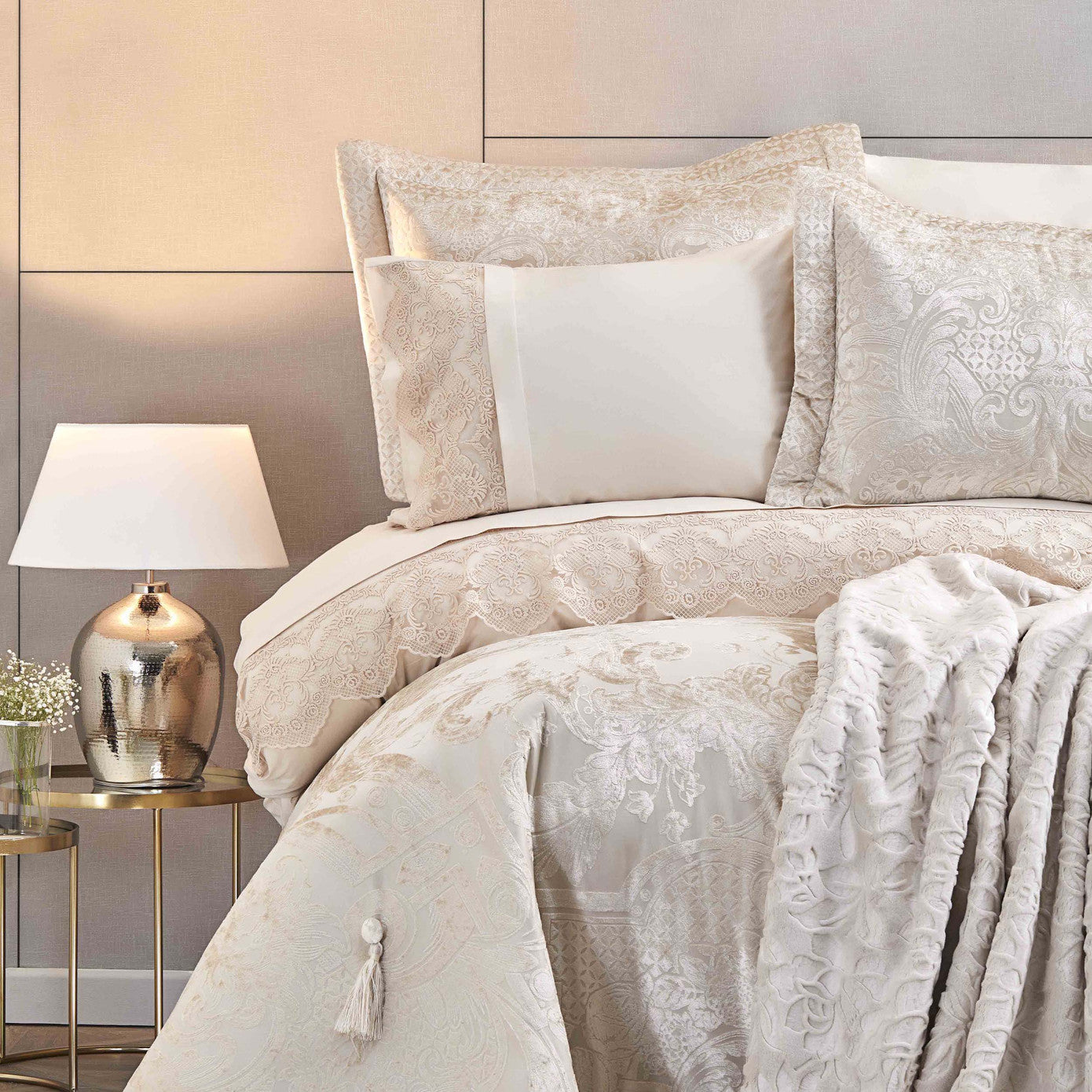 Karaca Home Valeria Best Gold Набор для приданого из 8 предметов