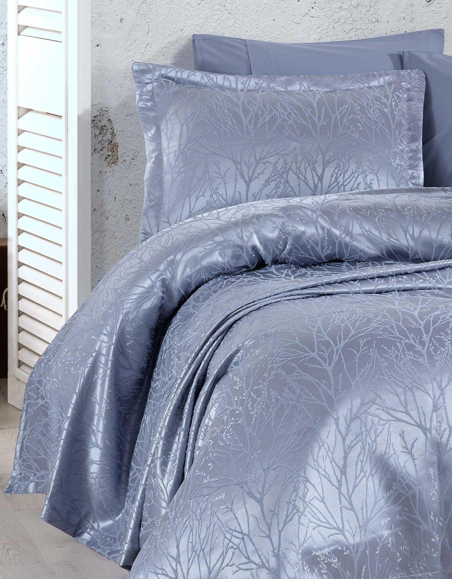 Комплект покрывала из двойного жаккарда из синели Miracle Blue